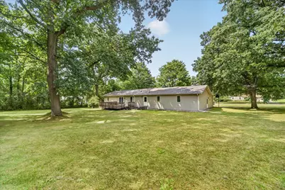 17334 10 Mile Road, Battle Creek, MI 49014 - Photo 6
