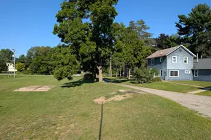 4279 20th St, Dorr, MI 49323 - Photo 6