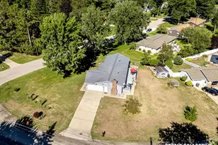 5010 Dorset Ln, Norton Shores, MI 49441 - Photo 48