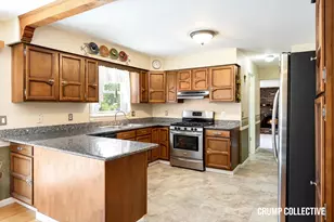 5010 Dorset Ln, Norton Shores, MI 49441 - Photo 8