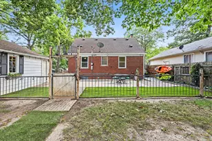3620 Fort Dr, Waterford, MI 48328 - Photo 22