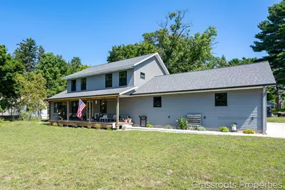939 S Mears Avenue, Whitehall, MI 49461 - Photo 2