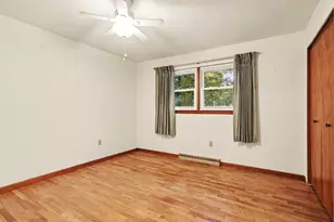 913 Main St, Buchanan, MI 49107 - Photo 10
