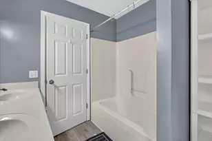 1105 Hazen St SE, Grand Rapids, MI 49507 - Photo 18
