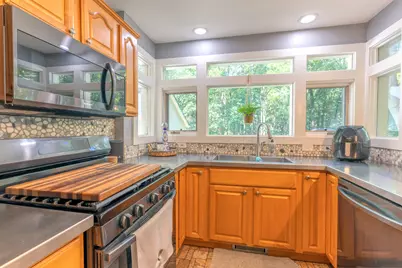 1375 E Osterhout Avenue, Portage, MI 49002 - Photo 20