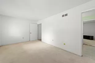 1757 Wickham St, Royal Oak, MI 48073 - Photo 16