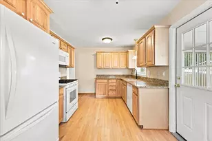 815 S Marias Ave, Clawson, MI 48017 - Photo 10