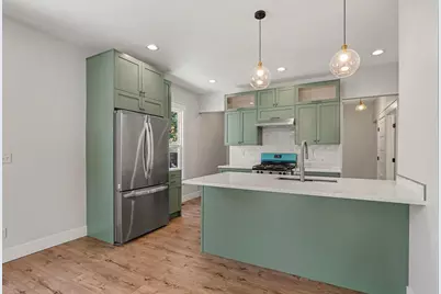 371 W 19th Street, Holland, MI 49423 - Photo 10