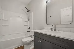 371 W 19th St, Holland, MI 49423 - Photo 18