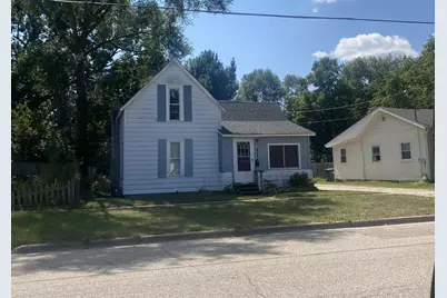 412 E Franklin Street, Otsego, MI 49078 - Photo 2
