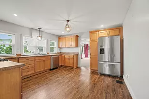 412 E Franklin St, Otsego, MI 49078 - Photo 8