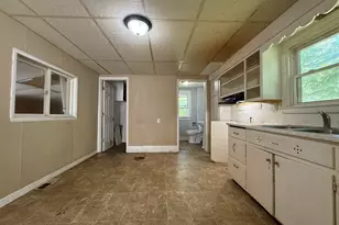 758 Oak Ave, Muskegon, MI 49442 - Photo 16