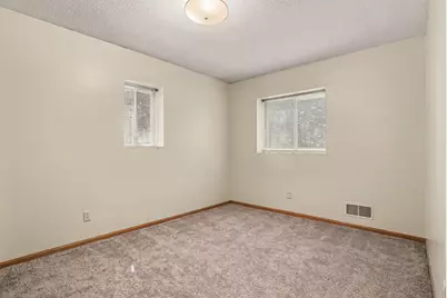 15700 Lepper Road, Hickory Corners, MI 49060 - Photo 8