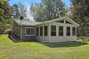 15700 Lepper Rd, Hickory Corners, MI 49060 - Photo 18