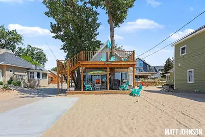 1682 Beach Street, Muskegon, MI 49441 - Photo 1