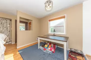 29865 Orangelawn St, Livonia, MI 48150 - Photo 10