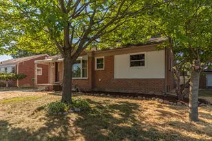 29865 Orangelawn St, Livonia, MI 48150 - Photo 2