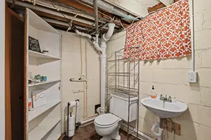 147 W 29th St, Holland, MI 49423 - Photo 26