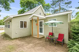 627 Francis St, South Haven, MI 49090 - Photo 26