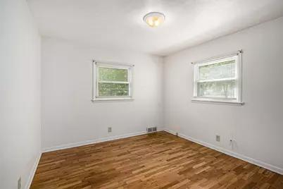 5215 E S Avenue, Vicksburg, MI 49097 - Photo 16