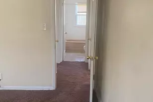 10641 S Troy St, Oak Park, MI 48237 - Photo 26