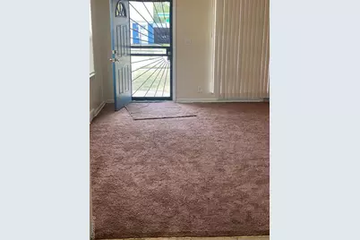 10641 S Troy Street, Oak Park, MI 48237 - Photo 14