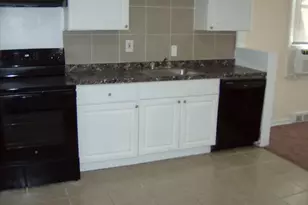 10641 S Troy St, Oak Park, MI 48237 - Photo 22