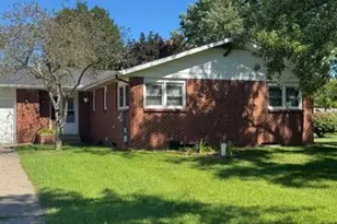411 Walden Dr, Otsego, MI 49078 - Photo 1
