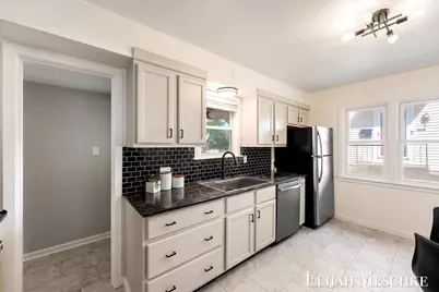 1034 Griswold Street SE, Grand Rapids, MI 49507 - Photo 6