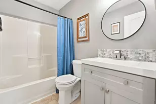 4734 Pleasant Meadow Circle, Saint Joseph, MI 49085 - Photo 24