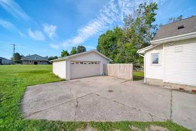 925 E Michigan Avenue, Grass Lake, MI 49240 - Photo 34