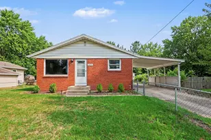 223 Marcus St SW, Grand Rapids, MI 49548 - Photo 2