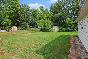 223 Marcus St SW, Grand Rapids, MI 49548 - Photo 6