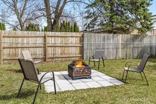1651 Sunny Creek St SE, Kentwood, MI 49508 - Photo 38