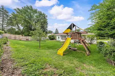 1651 Sunny Creek Street SE, Kentwood, MI 49508 - Photo 38