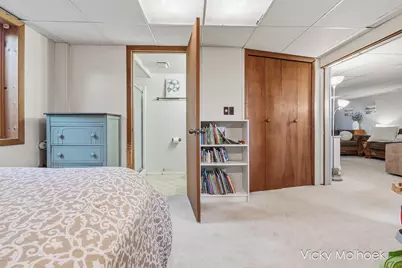 1651 Sunny Creek Street SE, Kentwood, MI 49508 - Photo 32