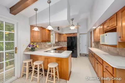 1490 Marwood Drive SE, Kentwood, MI 49508 - Photo 8
