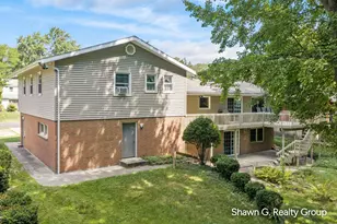 1490 Marwood Dr SE, Kentwood, MI 49508 - Photo 36