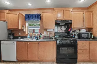 14504 Winding Creek Ln, West Olive, MI 49460 - Photo 4