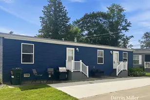 4567 Circle Inn Dr, Shelbyville, MI 49344 - Photo 2