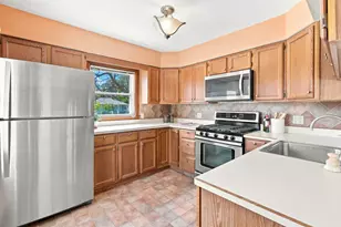 1207 Orchard Ave, Saint Joseph, MI 49085 - Photo 8