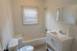 80 Clairmount Ave, Detroit, MI 48202 - Photo 16