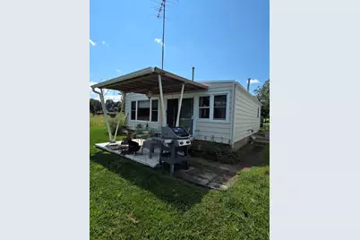 48696 Main Street, Lawrence, MI 49064 - Photo 1