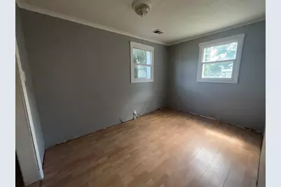 421 W Railroad Street, Dowagiac, MI 49047 - Photo 8
