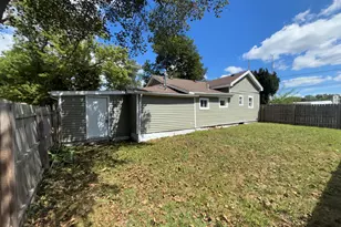 421 W Railroad St, Dowagiac, MI 49047 - Photo 14