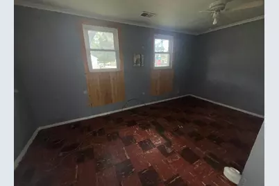 421 W Railroad Street, Dowagiac, MI 49047 - Photo 12