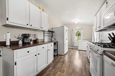 611 Locust Street, Howard City, MI 49329 - Photo 10