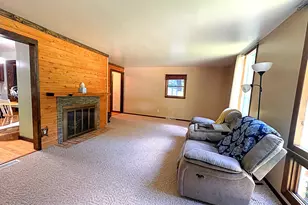 9823 N Calgary Dr, Stanwood, MI 49346 - Photo 4
