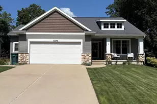 5373 Meadow Run Dr SW, Wyoming, MI 49509 - Photo 2