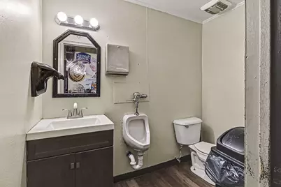 111 & 107 W Ludington Avenue, Ludington, MI 49431 - Photo 44